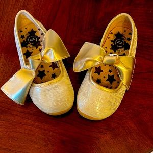 BRAND NEW never been worn gold Livie and Luca shoes